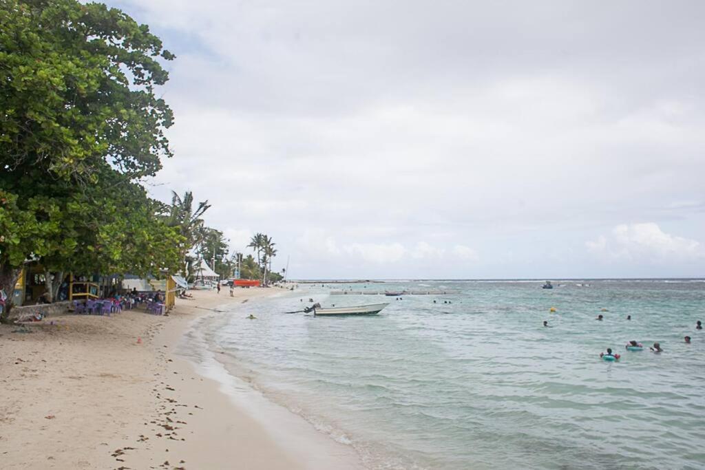 Vacances A La Plage Sainte-Anne  Bagian luar foto